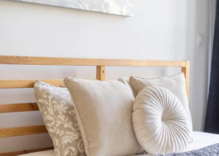 Deluxe 4bedrm In The Heart Of Appartement