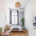 Deluxe 4bedrm In The Heart Of Apartment *