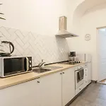 Apartment Deluxe 4bedrm In The Heart Of Budapest